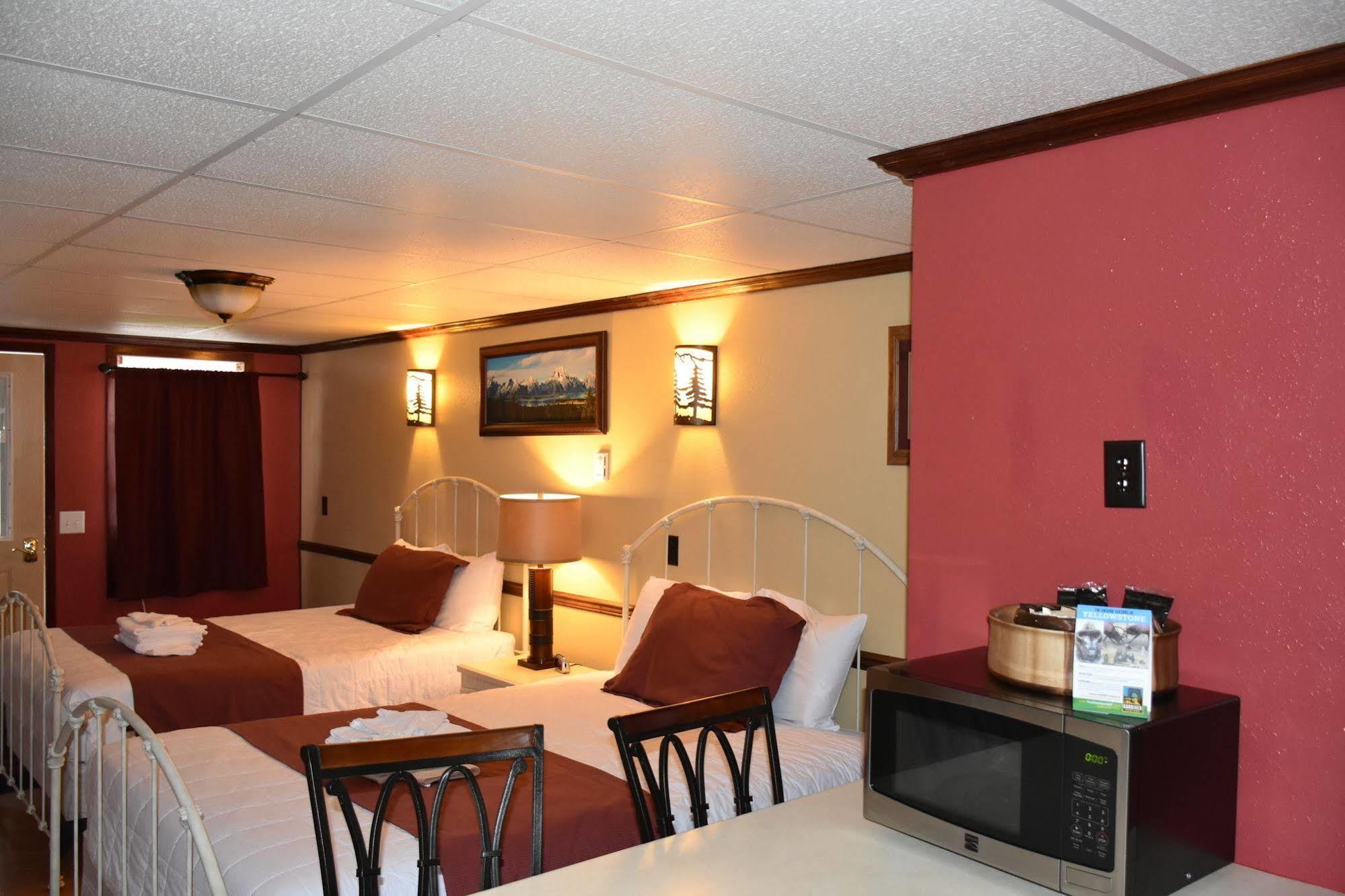 Yellowstone Condos & Suites Gardiner Dış mekan fotoğraf