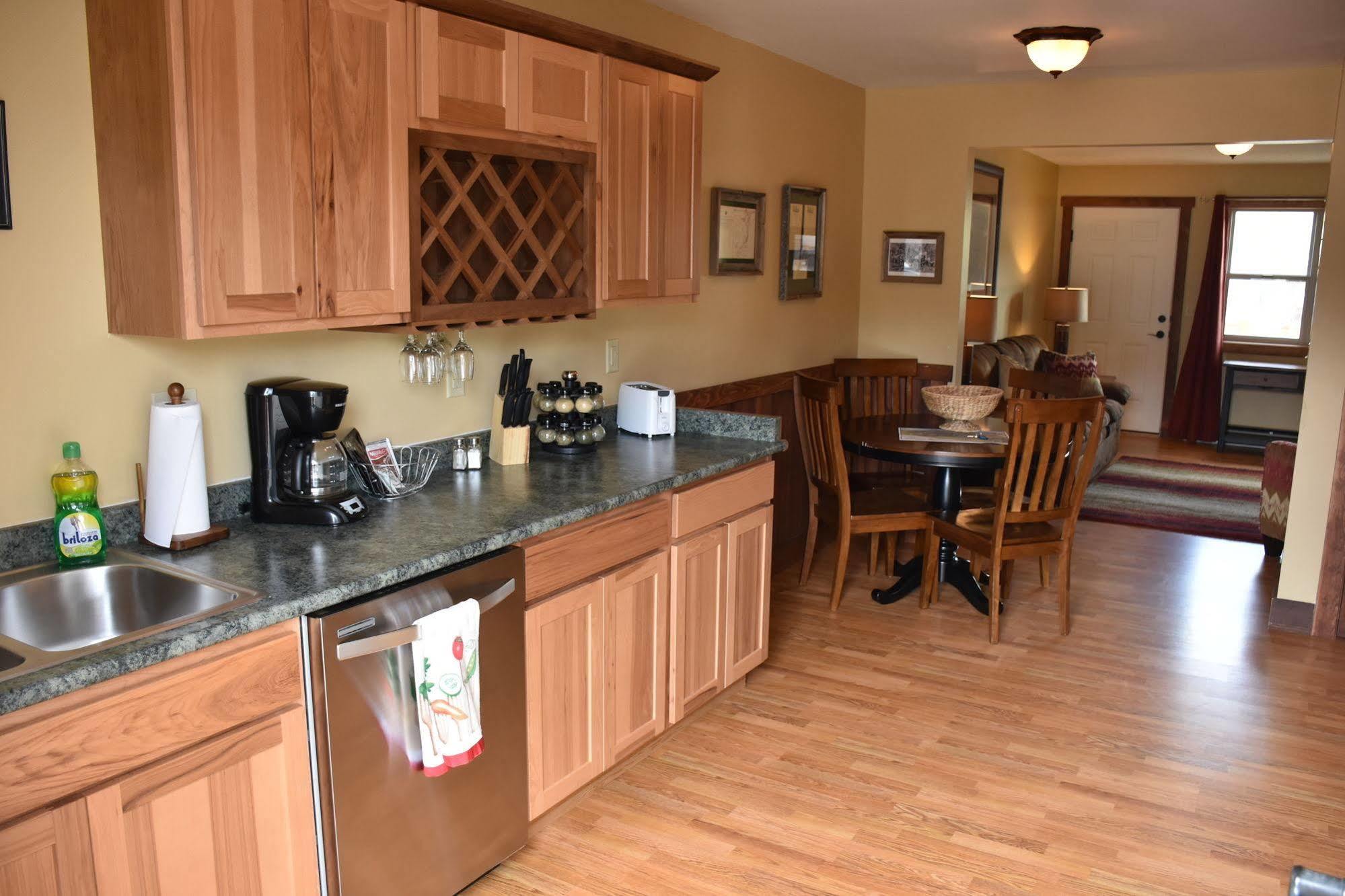 Yellowstone Condos & Suites Gardiner Dış mekan fotoğraf